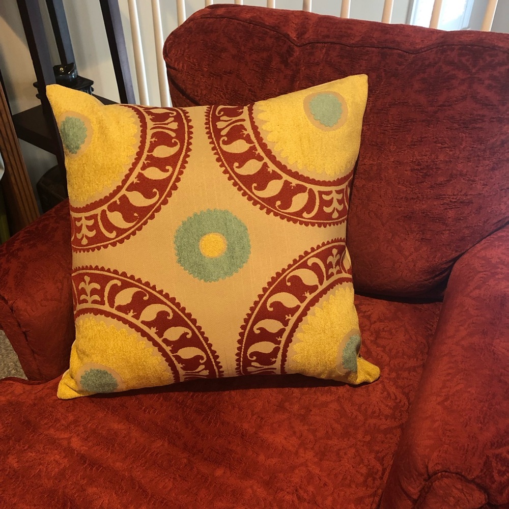 New Dotties Originals: “Turquoise Star” Tan 19”x19” pillow